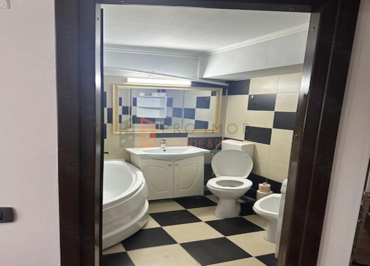 Apartament 2 camere cf 1 semidecomandat zona Unirii-Centru - foto 7