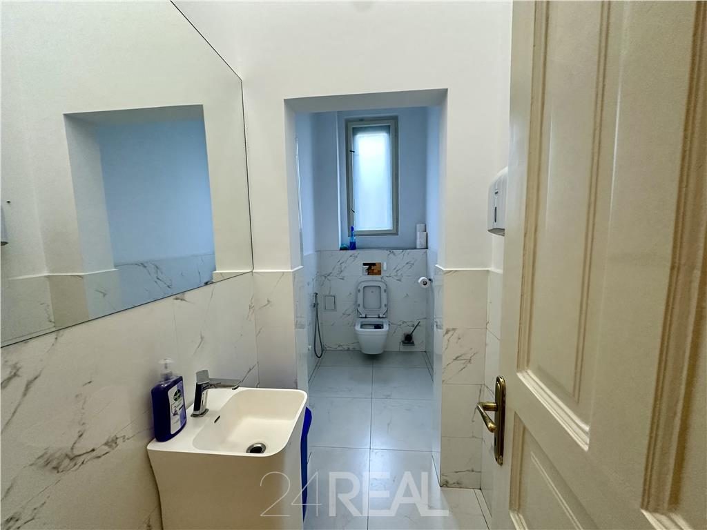 Vila deosebita de inchiriat, pentru birouri - 640 mp - foto 15