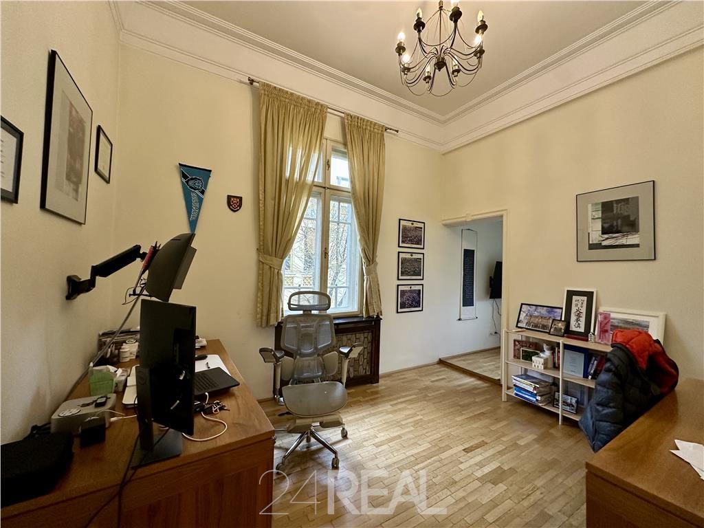 Vila deosebita de inchiriat, pentru birouri - 640 mp - foto 22