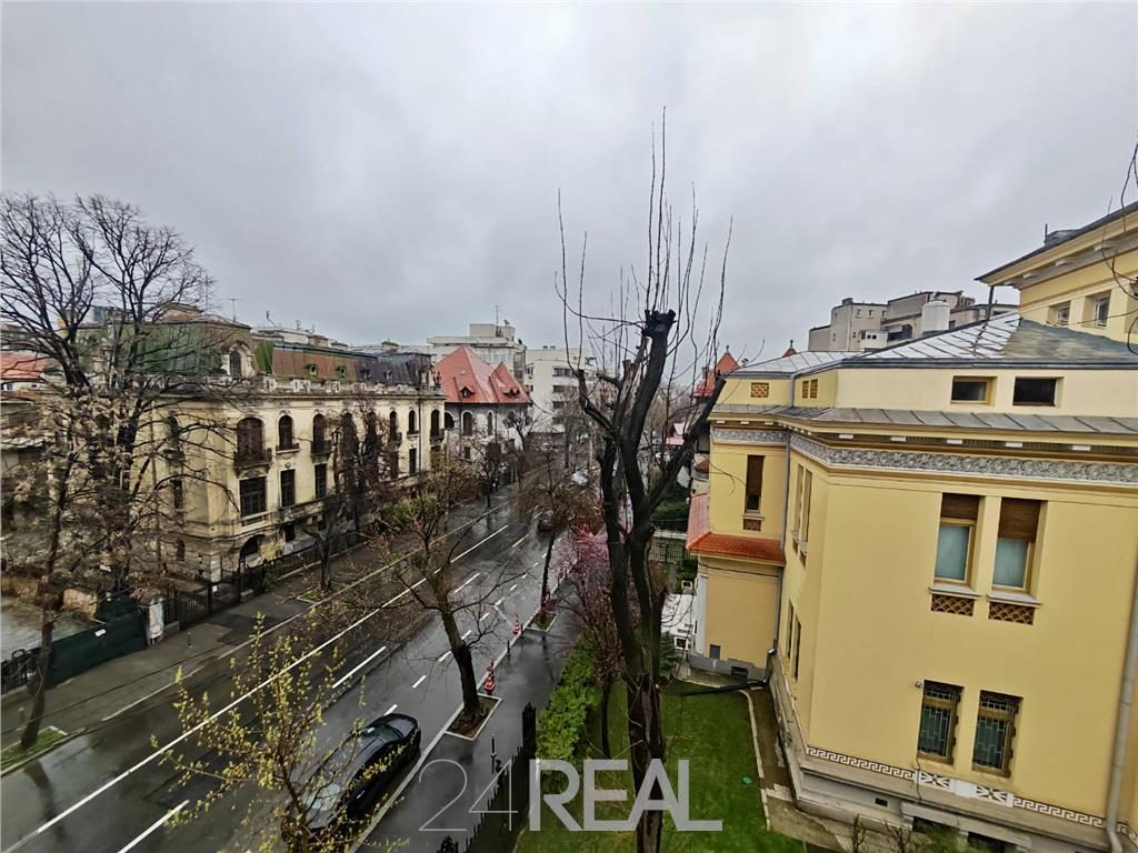 Vila deosebita de inchiriat, pentru birouri - 640 mp - foto 9