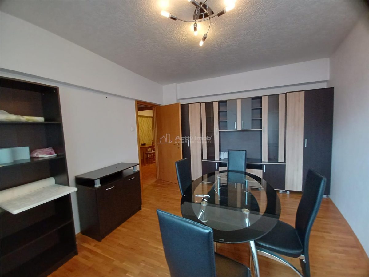 Vanzare Apartament 3 Camere  Victoriei- Piata Sfintii Voievozi - foto 11