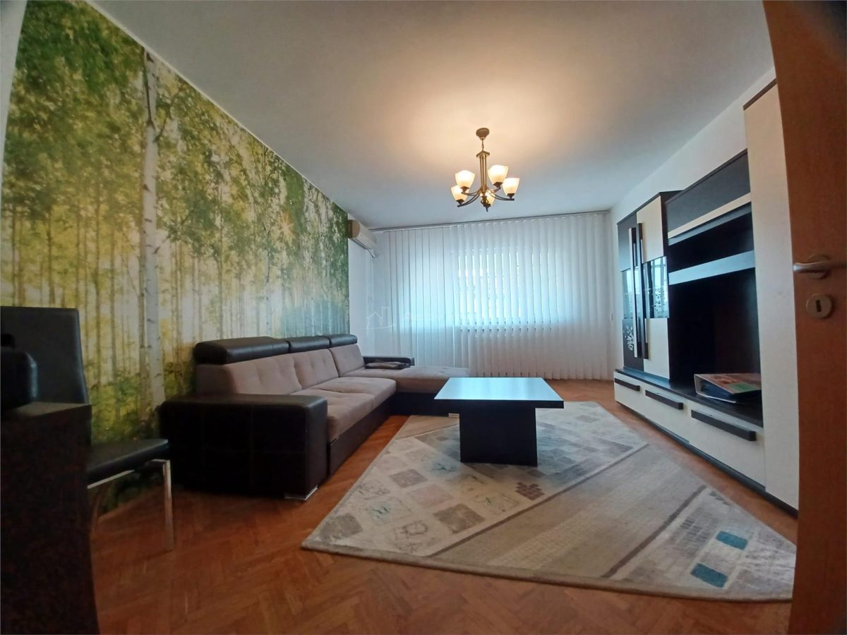 Vanzare Apartament 3 Camere  Victoriei- Piata Sfintii Voievozi - foto 5