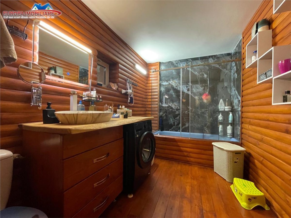 Casa P+M de vanzare zona centrala Tulcea - foto 13