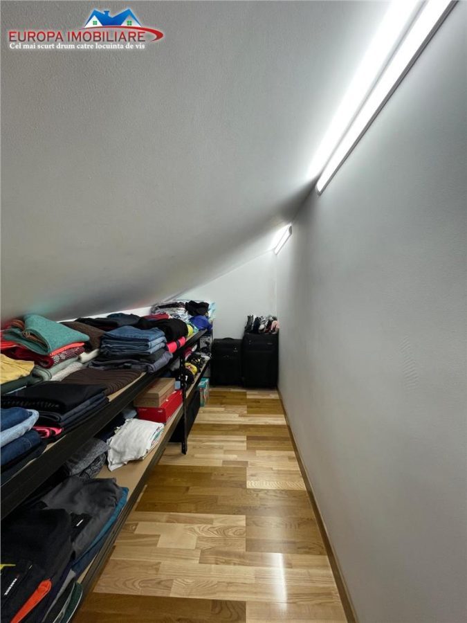 Casa P+M de vanzare zona centrala Tulcea - foto 20