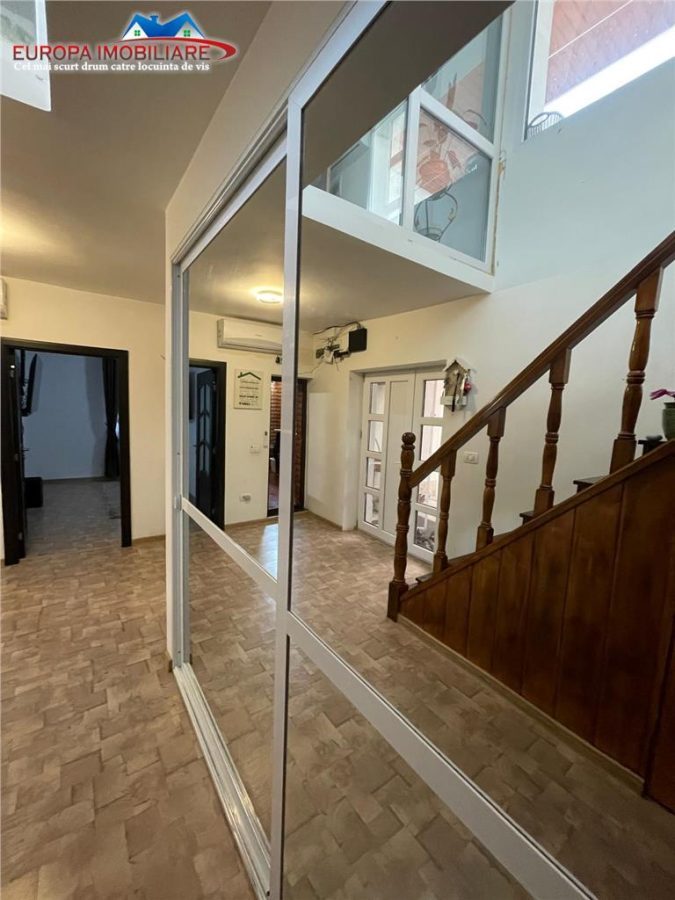 Casa P+M de vanzare zona centrala Tulcea - foto 4