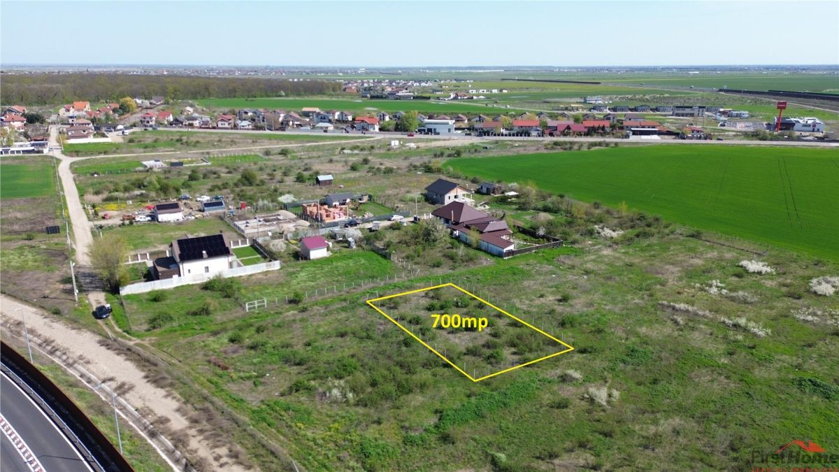 Teren intravilan 700mp in zona de Nord de vanzare - 