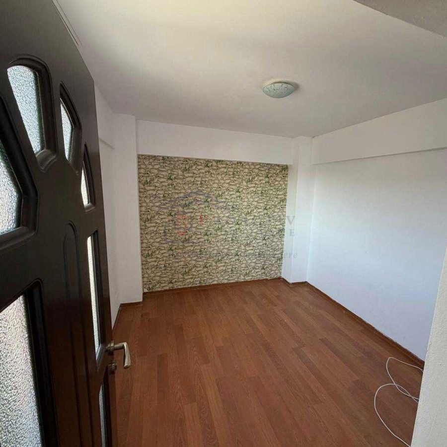 Apartament 3 camere | Burdujeni | Bloc Nou | Etaj Intermediar | 3c-4561 - foto 4