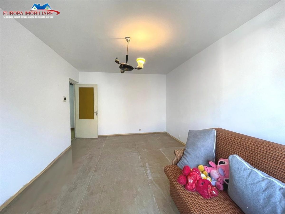 Apartament 2 camere de vanzare zona C5 Tulcea - foto 2