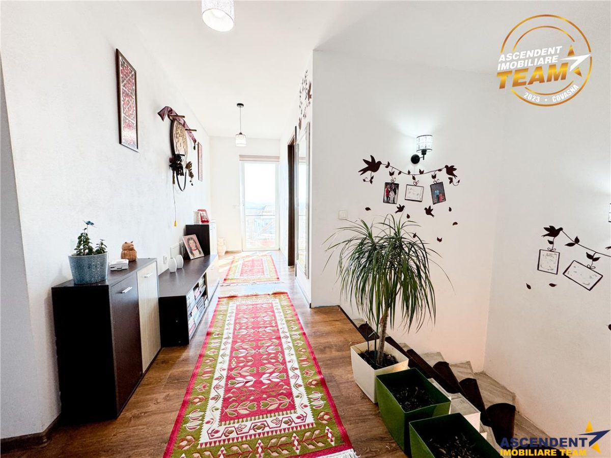 Casa primitoare si apreciabila, areal cu liniste, gradina frumoasa, Sancraiu,Szalomer Covasna - foto 11