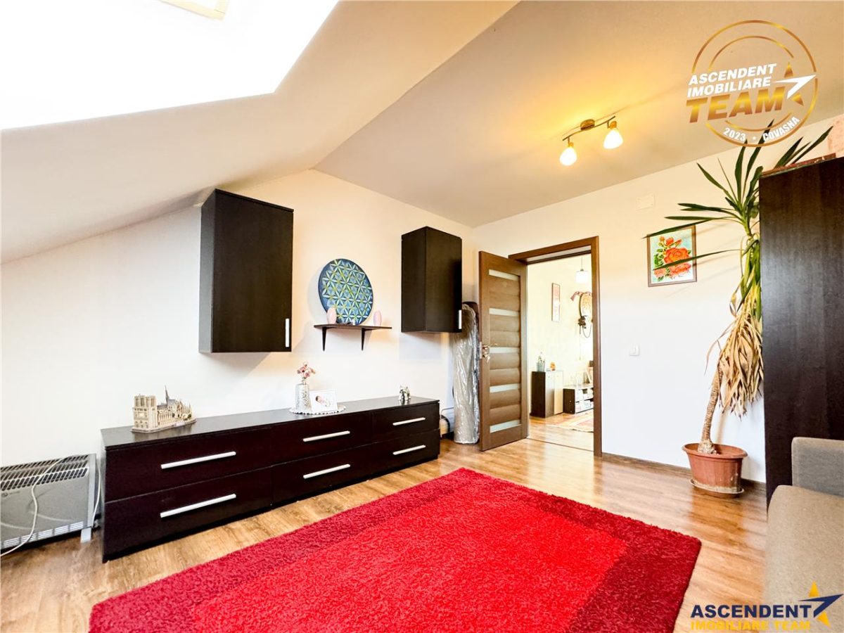 Casa primitoare si apreciabila, areal cu liniste, gradina frumoasa, Sancraiu,Szalomer Covasna - foto 20