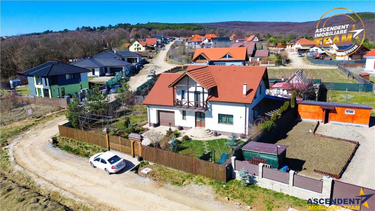 Casa primitoare si apreciabila, areal cu liniste, gradina frumoasa, Sancraiu,Szalomer Covasna - foto 24