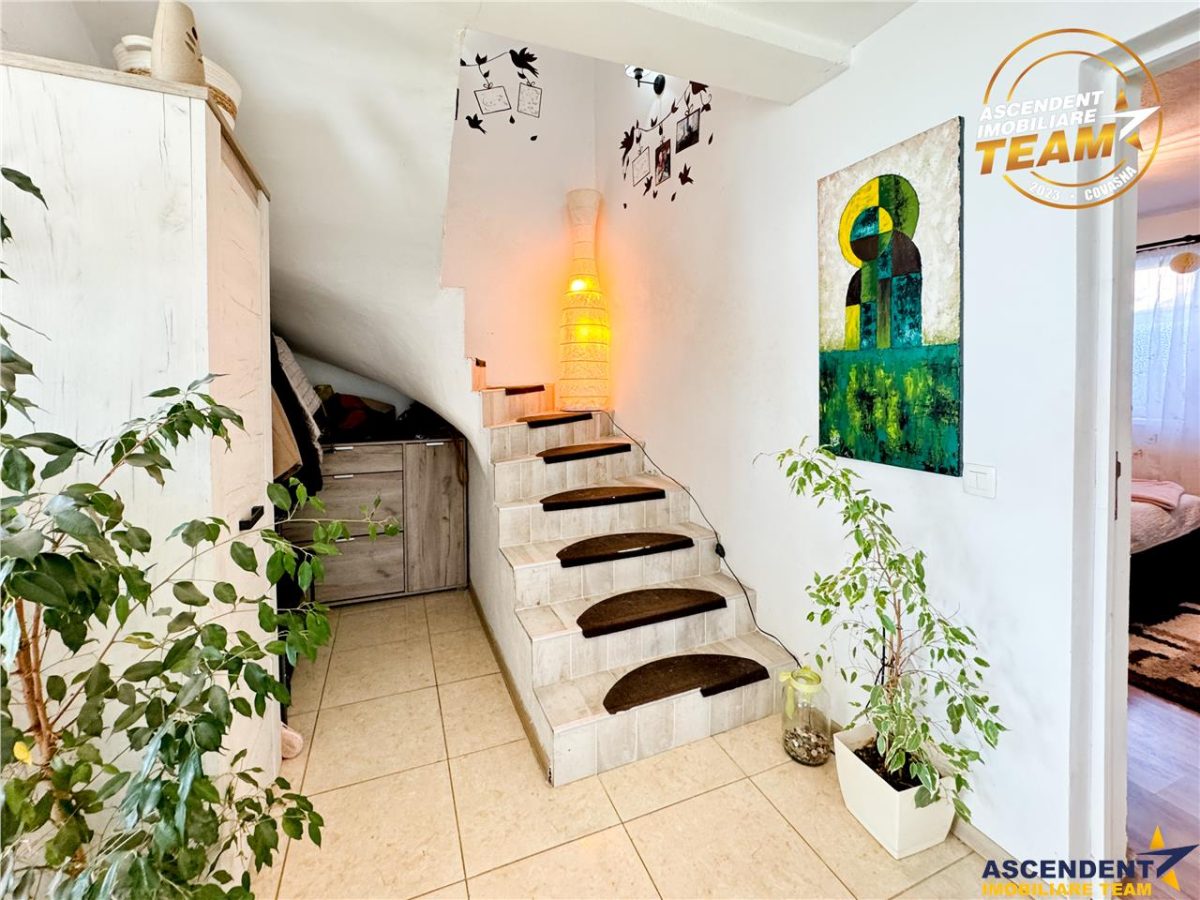 Casa primitoare si apreciabila, areal cu liniste, gradina frumoasa, Sancraiu,Szalomer Covasna - foto 6