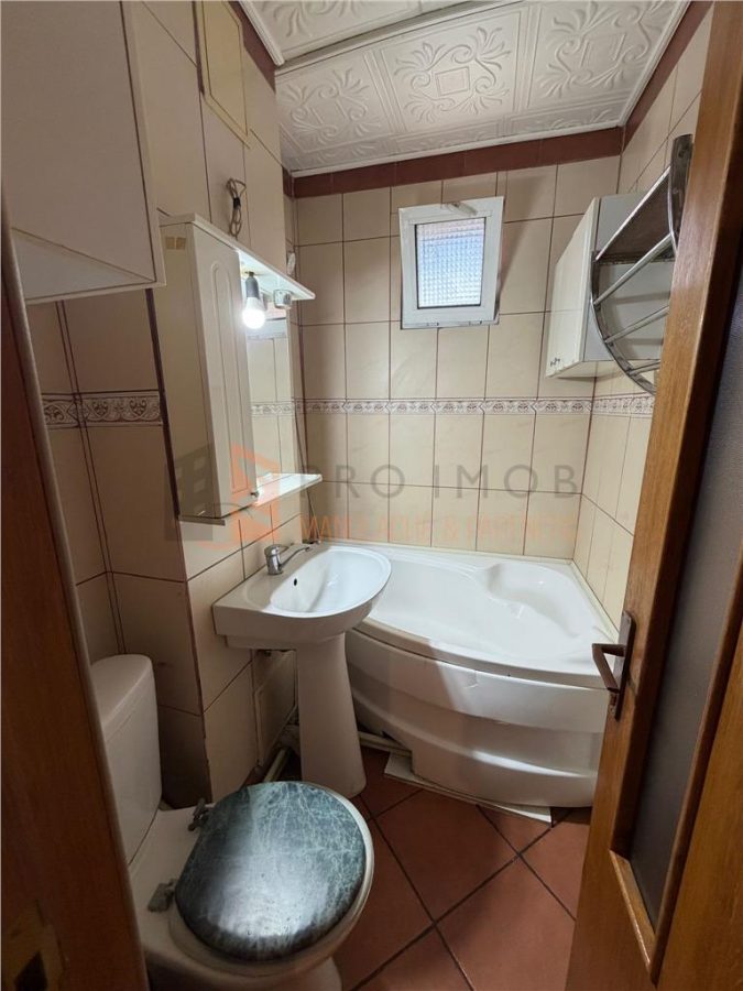 Apartament 3 camere cf 1 decomandat zona Micro 3 - foto 11