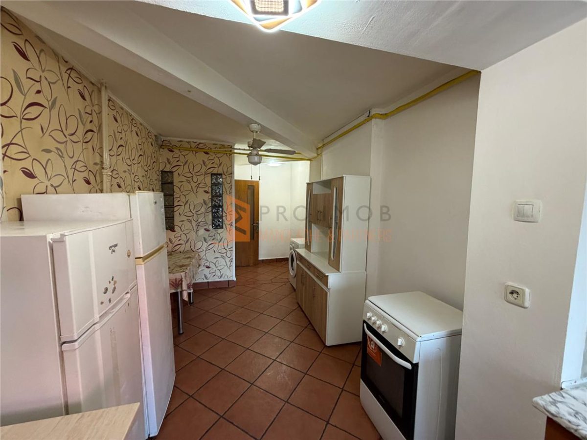 Apartament 3 camere cf 1 decomandat zona Micro 3 - foto 7