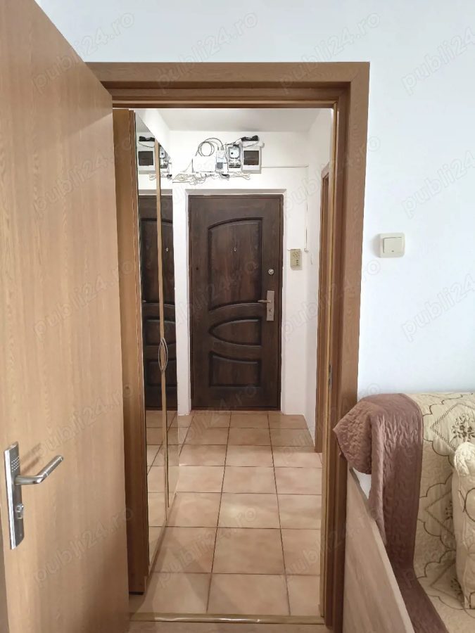 Apartament 2 camere zona Grivitei,renovat 84000 Euro - foto 6