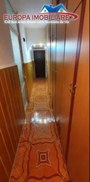 Apartament 2 camere, transformat in 3 camere zona 23 August Tulcea - foto 5