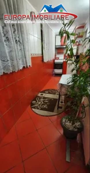 Apartament 2 camere, transformat in 3 camere zona 23 August Tulcea - foto 6