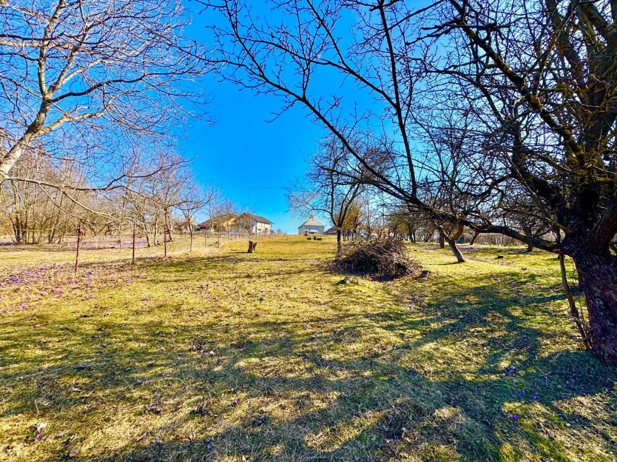 Casa + teren de vanzare in Campulung | Ideala locuinta sau casa de vacanta - foto 20