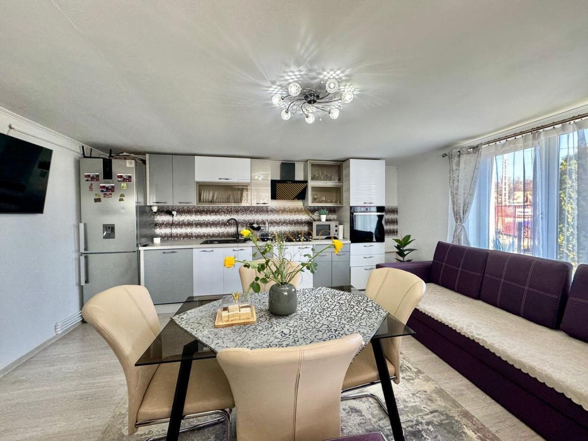 Casa + teren de vanzare in Campulung | Ideala locuinta sau casa de vacanta - foto 3