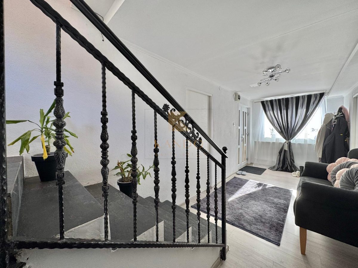 Casa + teren de vanzare in Campulung | Ideala locuinta sau casa de vacanta - foto 6