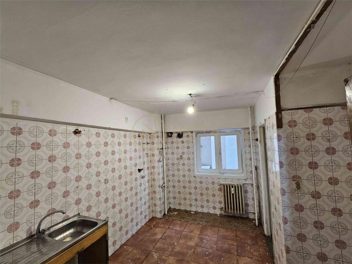 APARTAMENT de 4 CAMERE Dorobanti Romana 1982 - foto 6
