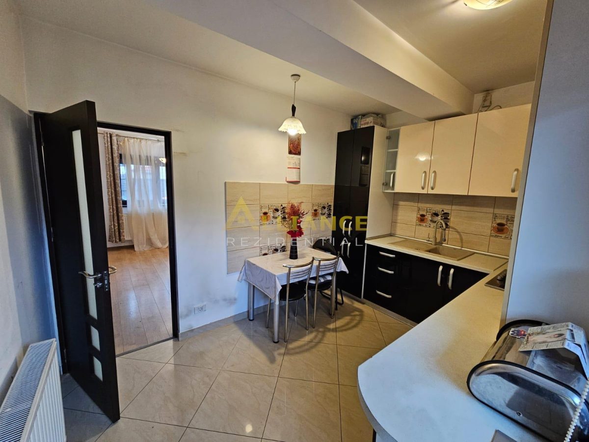 Soseaua Oltenitei-Vila Insiruita-5 Camere-Mobilata-Parcare - foto 13