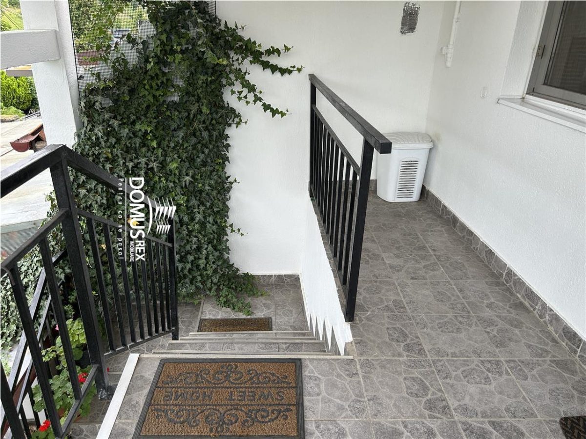 Inchiriez ap.3 camere in casa ,finisat modern, CT, parcare, Centru-str.Paris,neg - foto 12