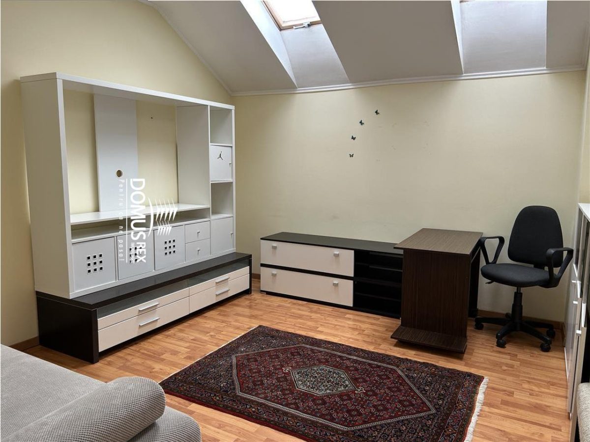 Inchiriez ap.3 camere in casa ,finisat modern, CT, parcare, Centru-str.Paris,neg - foto 8