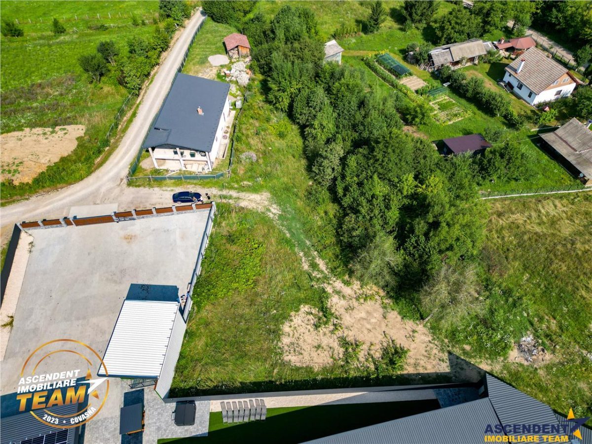 FILM! 1.285 mp teren, areal ozonat, langa partie si spa, Covasna - foto 4