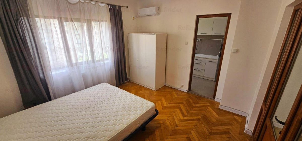 Apartament 4 camere recent renovat | centrala proprie | semimobilat si utilat | Calea Calarasilor - metrou Piata Muncii | - foto 5