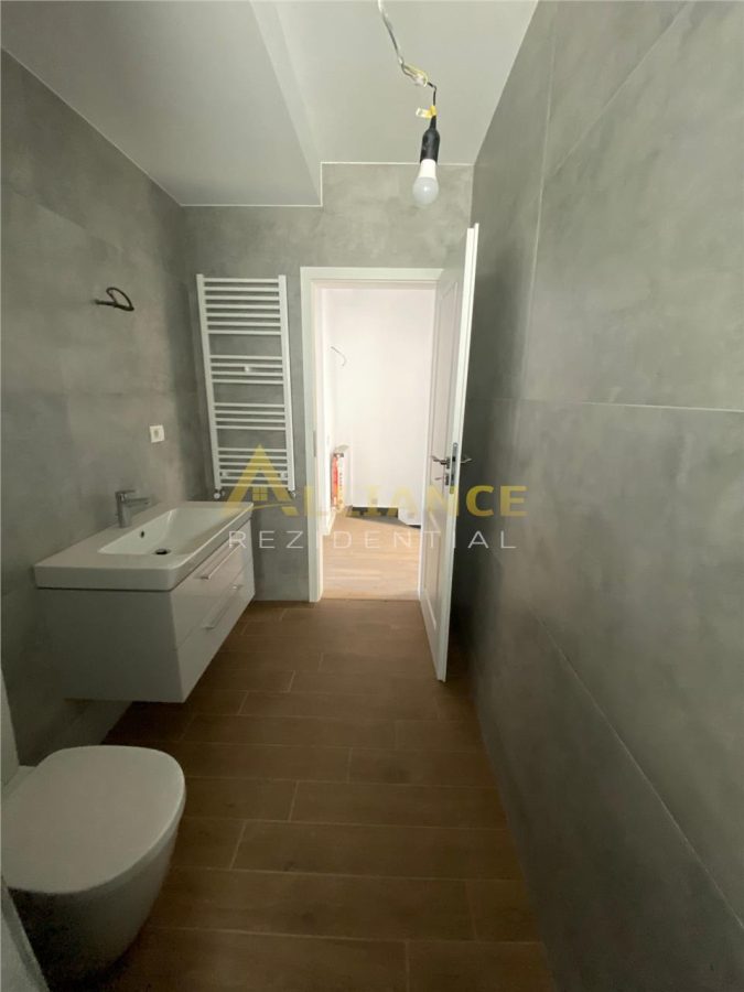 Casa Tip Duplex - 5 camere 4 bai - Mutare Imediata - - foto 15