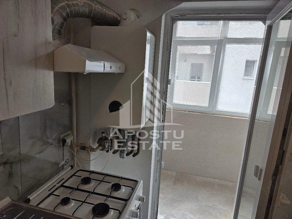 Apartament cu o camera de inchiriat,  localitatea Giroc - foto 2