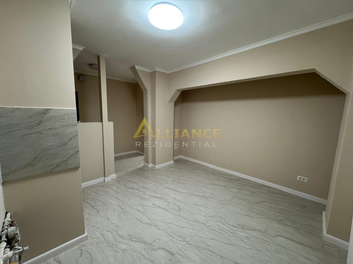 Apartament 3 camere, decomandat - 300 m de Metrou Aparatorii Patriei - Renovat - foto 5