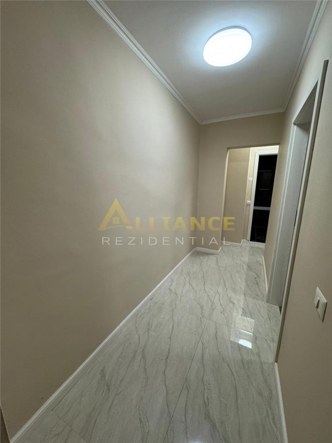 Apartament 3 camere, decomandat - 300 m de Metrou Aparatorii Patriei - Renovat - foto 7