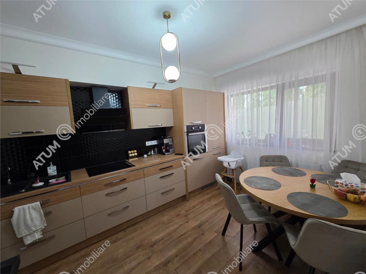 Casa pe 2 nivele 4 camere decomadate 2 bai zona Arhitectilor Sibiu - foto 3