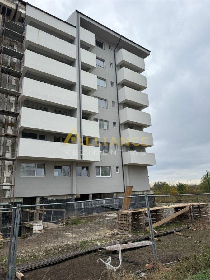 Apartament 2 camere decomandat - Sector 4 - OFERTA LIMITATA - 