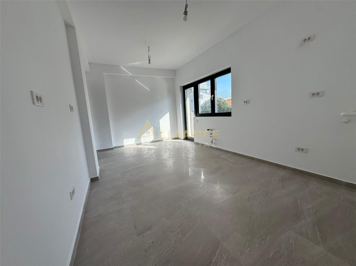 Casa Individuala - Popesti Leordeni - 5 camere 3 bai - 344MP Teren - foto 8