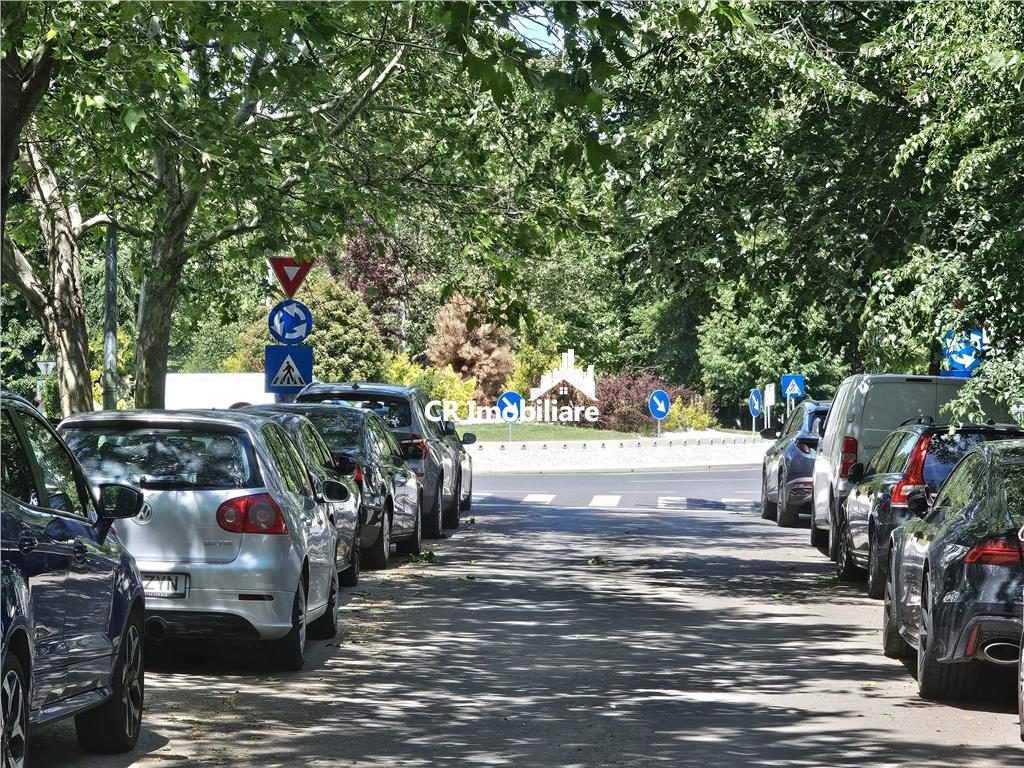 Vanzare 2 camere Casin Parcul Herastrau - 