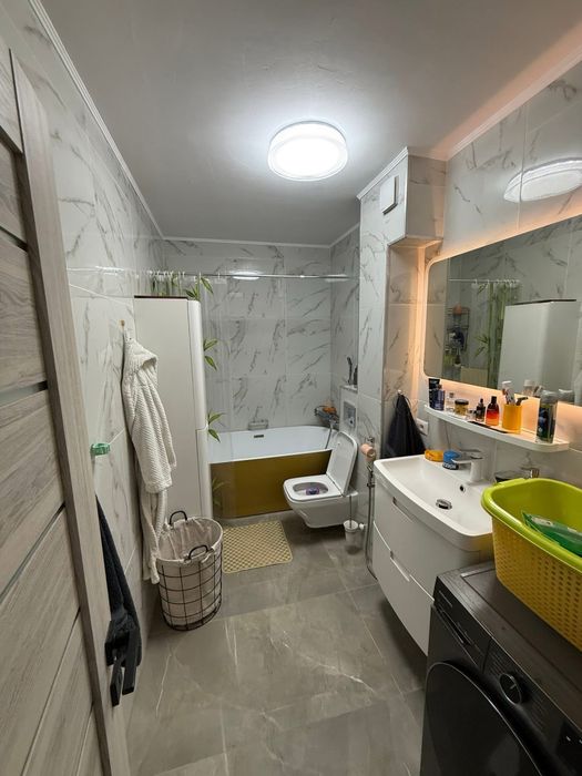 VAND APARTAMENT 3 camere bloc nou 54 mp utili - foto 4