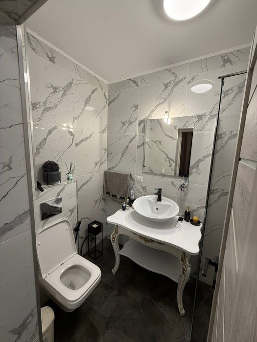 VAND APARTAMENT 3 camere bloc nou 54 mp utili - foto 5