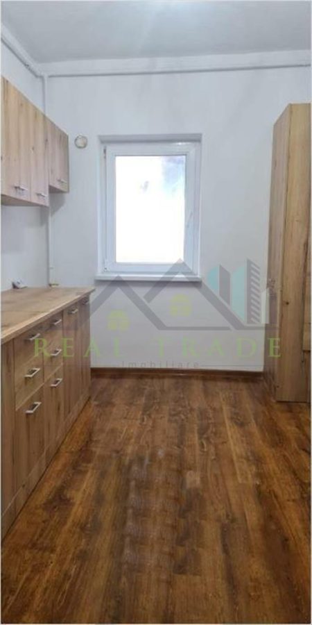 Apartament 2 camere decomandat, renovat Racadau - foto 2