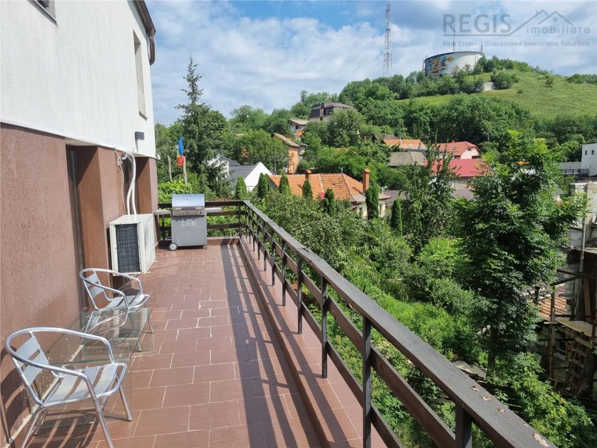 Apartament de trei camere in zona mirifica , Dobrogeanu Gherea - 