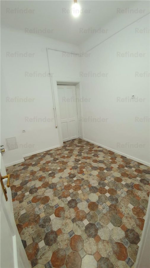 Apartament 4 camere Ultracentral | renovat complet 2020 | boxa la subsol | Romana- Ambasada Marii Britanii | - foto 17