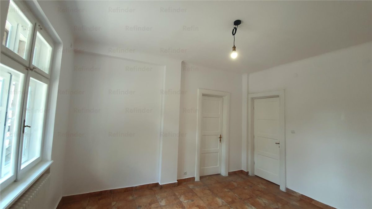 Apartament 4 camere Ultracentral | renovat complet 2020 | boxa la subsol | Romana- Ambasada Marii Britanii | - foto 10