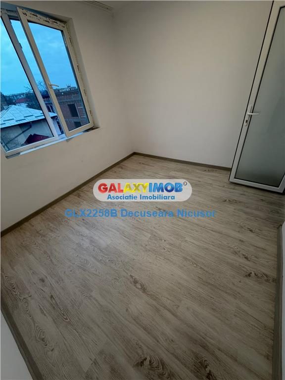 Apartament 2 camere Rosiori de Vede  43.000  Euro - foto 8