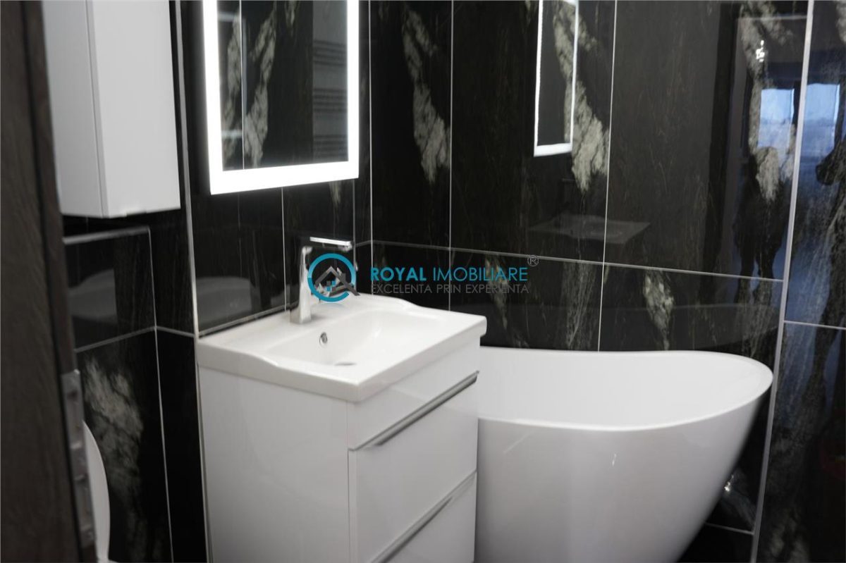 Royal Imobiliare - Vanzare apartament 3 camere zona Ultracentral - foto 18