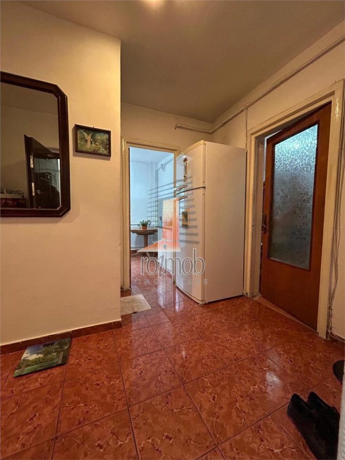 Aprtament 3 camere de vanzare, zona Mega Mall - foto 2