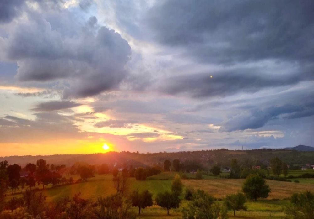 Casa de vanzare la cheie 135.000 Euro, 10 min de Baia Mare Dumbravita - foto 8