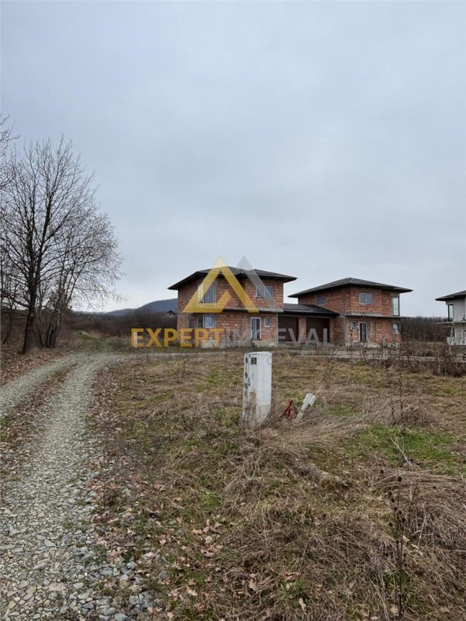 2 parcele superbe de teren zona deosebita Tautii Magheraus strada 11 - foto 2