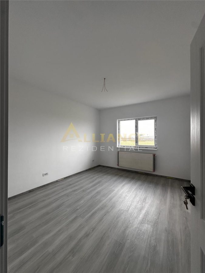 Vila tip Duplex la un pret foarte bun - foto 6